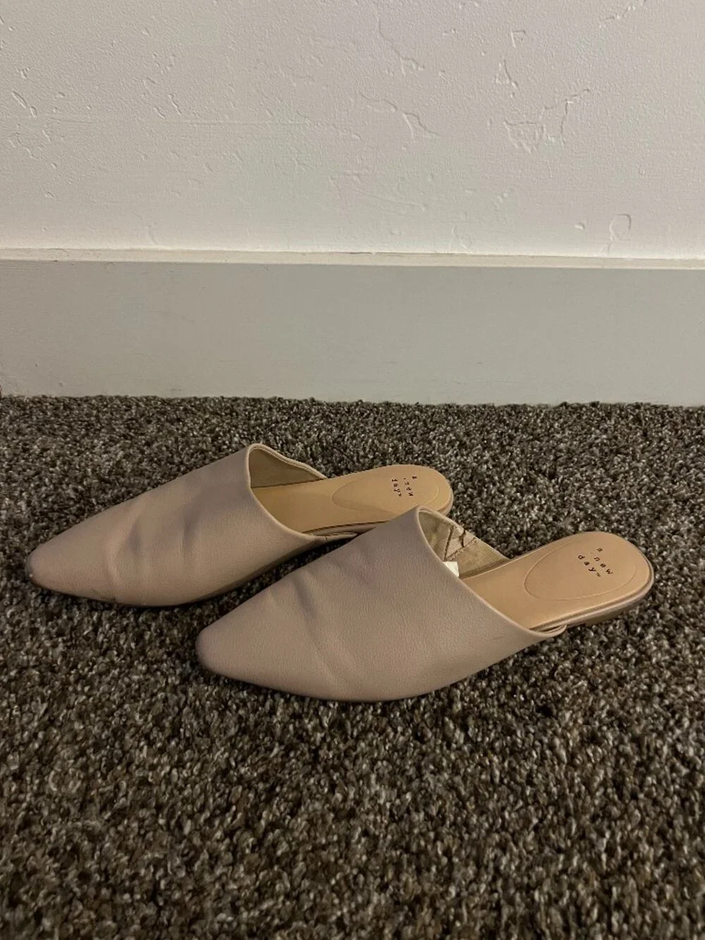 A New Day beige pointed toe mules / flats - women's 9.5